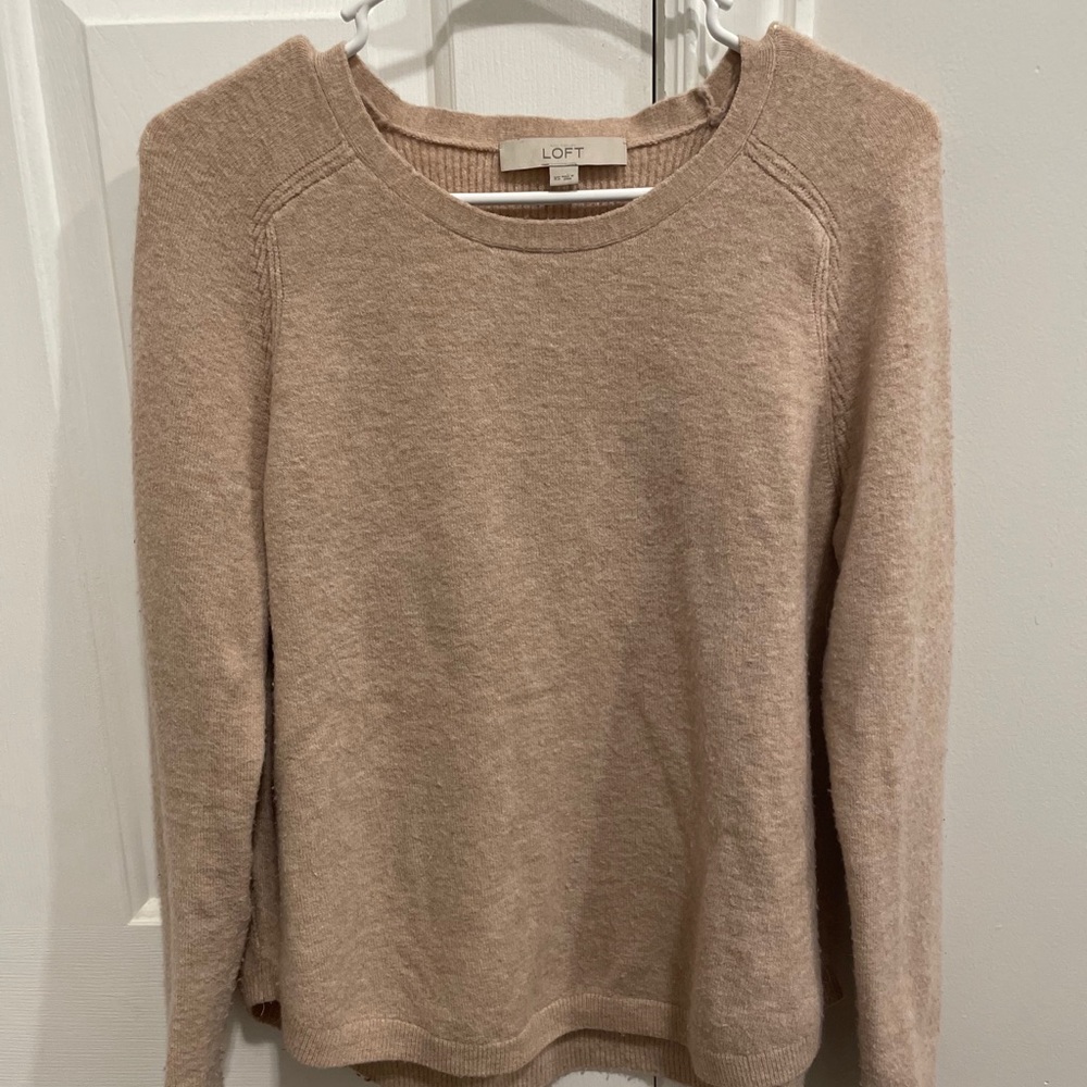 Light pink sweater
